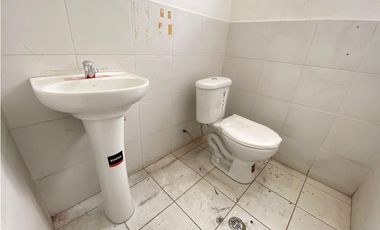 Carcelén, Galpón en renta, 2169 m2, 5 ambientes, 5 baños