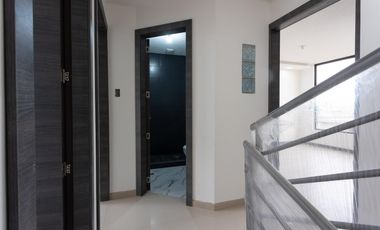 Mitad del Mundo, Casas en Venta, 107m2, 3 habitaciones, 3 baños