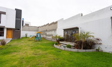Mitad del Mundo, Casas en Venta, 107m2, 3 habitaciones, 3 baños