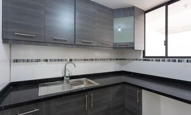 Mitad del Mundo, Casas en Venta, 107m2, 3 habitaciones, 3 baños