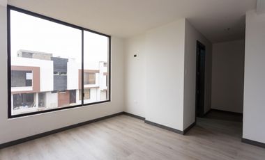 Mitad del Mundo, Casas en Venta, 107m2, 3 habitaciones, 3 baños