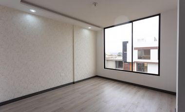 Mitad del Mundo, Casas en Venta, 107m2, 3 habitaciones, 3 baños
