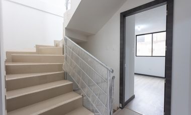 Mitad del Mundo, Casas en Venta, 107m2, 3 habitaciones, 3 baños