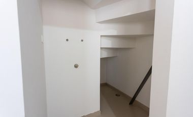 Mitad del Mundo, Casas en Venta, 107m2, 3 habitaciones, 3 baños