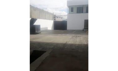 Conocoto, Galpón en  Renta, 900m2, 3 Ambientes.