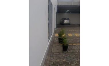 Conocoto, Galpón en  Renta, 900m2, 3 Ambientes.
