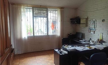 Conocoto, Galpón en  Renta, 1207m2, 3 Ambientes.