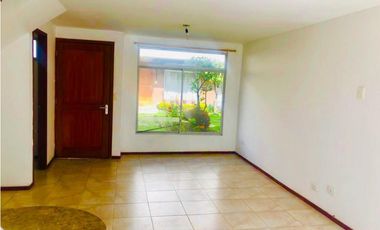 Conocoto, Casa en  Renta, 80m2, 3 Habitaciones, 3 baños.