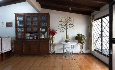 Guajalo , 371 m2, 9 habitaciones, 5 baños, 7 parqueaderos