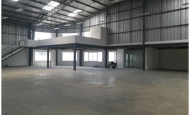 Carcelén, Galpón en  Renta, 2000m2, 10 Ambientes.