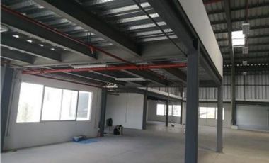 Carcelén, Galpón en  Renta, 2000m2, 10 Ambientes.