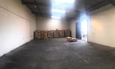 Carcelén, Galpón en  Renta, 150m2, 3 Ambientes,  1 Baño.