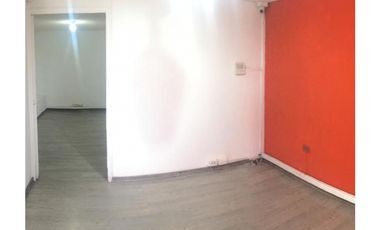 Carcelén, Galpón en  Renta, 150m2, 3 Ambientes,  1 Baño.