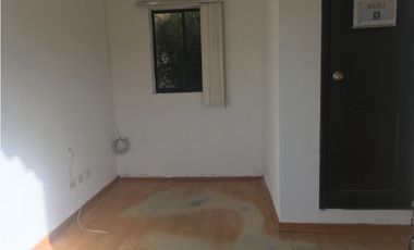 Carcelén, Galpón en  Renta, 150m2, 3 Ambientes,  1 Baño.