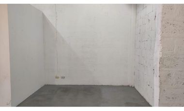 Carcelén, Galpón o Bodega en  Renta, 102m2, 2 Ambientes.