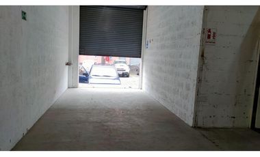 Carcelén, Galpón o Bodega en  Renta, 102m2, 2 Ambientes.