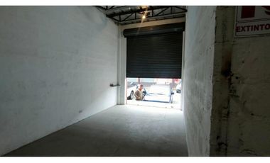 Carcelén, Galpón o Bodega en  Renta, 102m2, 2 Ambientes.