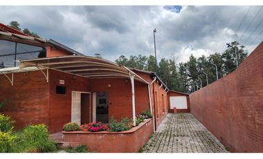 Conocoto, Galpón en  Renta, 1050m2,  3 Ambientes.