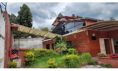 Conocoto, Galpón en  Renta, 1050m2,  3 Ambientes.
