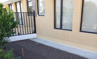 Tumbaco, Casa en  Renta, 120m2, 3 Habitaciones.