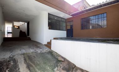 Monjas, Casa en Venta, 248.50m2, 3 Habitaciones.