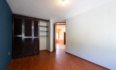 Monjas, Casa en Venta, 248.50m2, 3 Habitaciones.