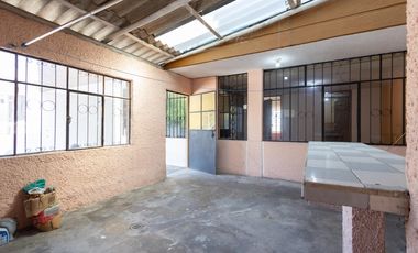 Monjas, Casa en Venta, 248.50m2, 3 Habitaciones.