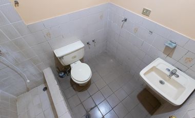 Monjas, Casa en Venta, 248.50m2, 3 Habitaciones.