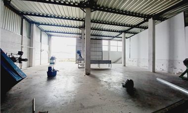 Carcelén, Galpón en  Renta, 300m2, 1 Ambiente.