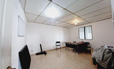 Carcelén, Galpón en  Renta, 300m2, 1 Ambiente.