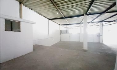 Carcelén, Galpón en  Renta, 300m2, 2 Ambientes.