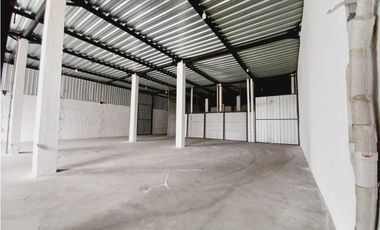 Carcelén, Galpón en Renta, 240m2, 2 Ambiente.