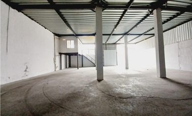 Carcelén, Galpón en Renta, 240m2, 2 Ambiente.