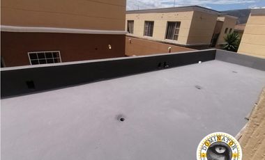 Mitad del Mundo, Casa en  Venta, 255m2, 3 Habitaciones, 4 Baños.