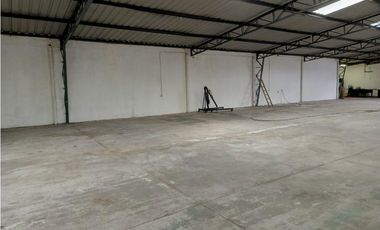 Carcelén, Galpón en  Renta, 450m2, 1 Ambiente, 1 Baño.
