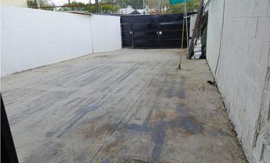 Carcelén, Galpón en  Renta, 450m2, 1 Ambiente, 1 Baño.
