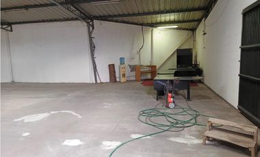Carcelén, Galpón en  Renta, 450m2, 1 Ambiente, 1 Baño.