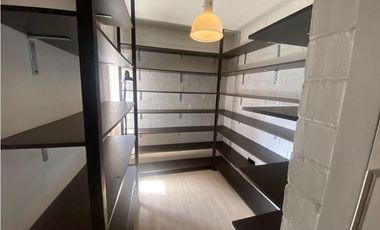 González Suárez, Departamento en Renta, 240m2, 2 Habitaciones