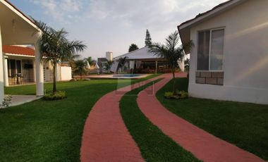 Villa en renta en Los Amates (San José de los Amates), Tonatico, México