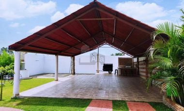 Villa en renta en Los Amates (San José de los Amates), Tonatico, México
