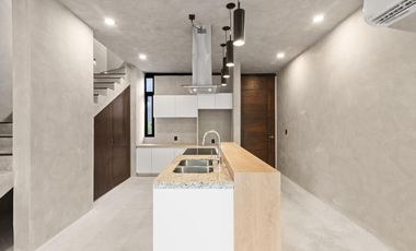 CASA EN VENTA DE 5 HABITACIONES EN TULUM ALDEA ZAMA LB 267