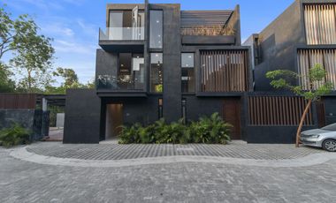 CASA EN VENTA DE 5 HABITACIONES EN TULUM ALDEA ZAMA LB 267