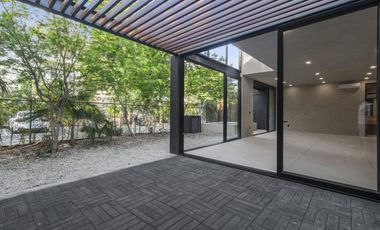 CASA EN VENTA DE 5 HABITACIONES EN TULUM ALDEA ZAMA LB 267