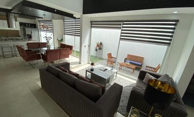 LA PERLA MODELO GRANATE