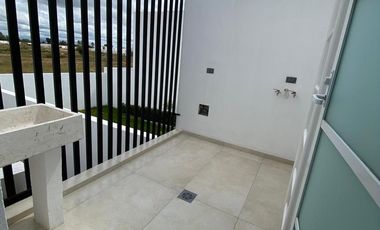 LA PERLA MODELO GRANATE