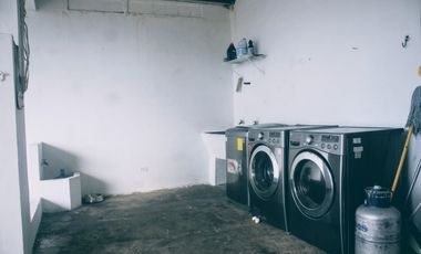 Venta de casa en Miraflores GTA