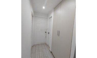 Venta de casa en Miraflores GTA