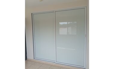 VENTA DE CASA 3H 2B LAS ARBOLEDAS LOS ROBLES CHORRERA (IM)