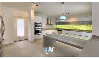 Venta de Casa en Costa del Este (CE_V)