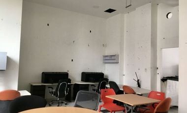 Venta Buen local comercial en Santa Fe